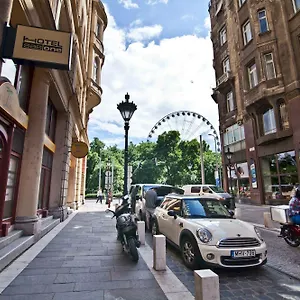 vizitați hotelul