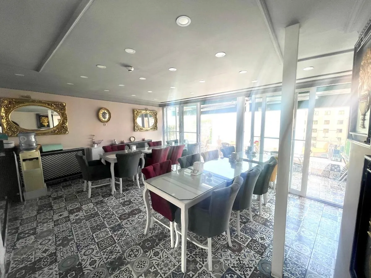 Grand Hurriyet Hotel Istanbulská provincie