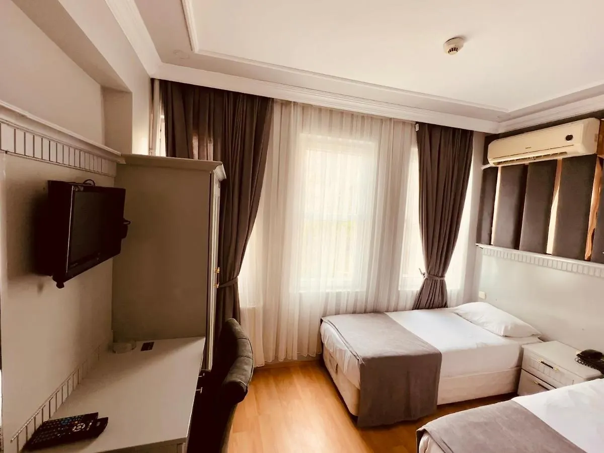 Grand Hurriyet Hotel Istanbulská provincie 0*,  Turecko